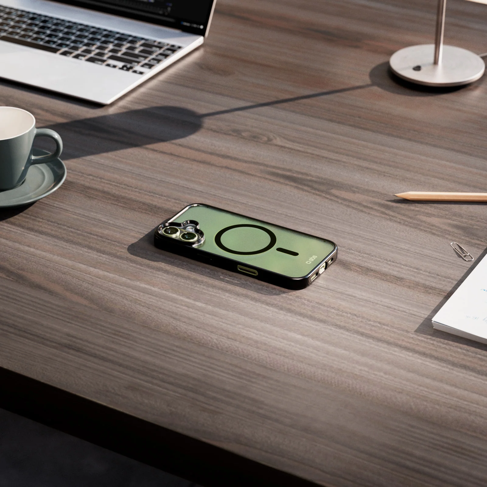 Cover per iPhone 17 con bordi colorati compatibile con ricarica MagSafe - Image 14