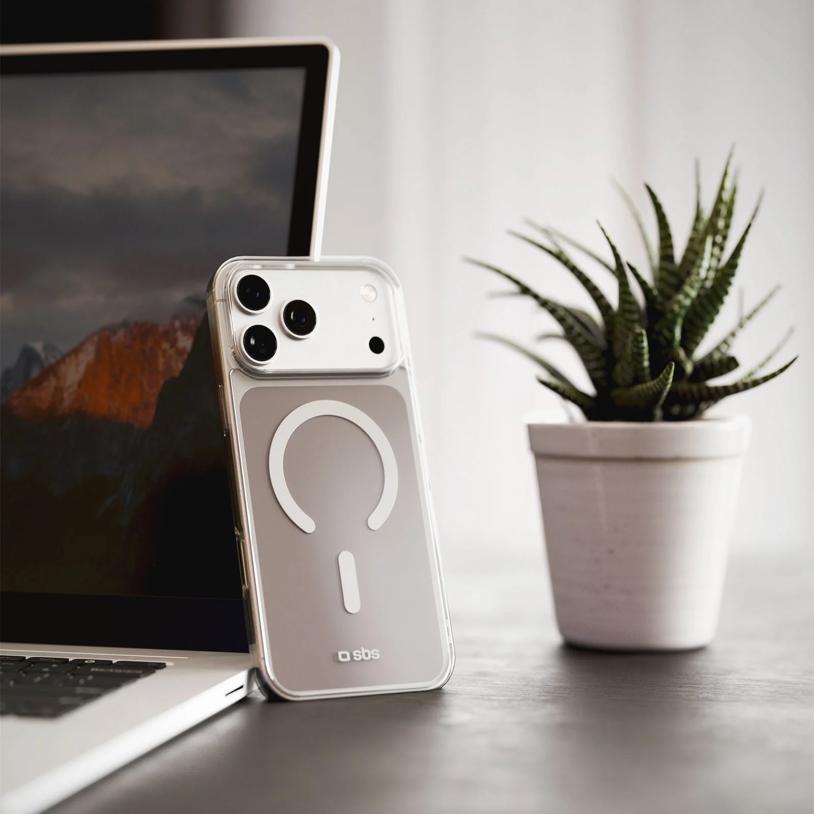 Cover trasparente e sottile per iPhone 17 Pro compatibile con ricarica Magsafe - Image 14